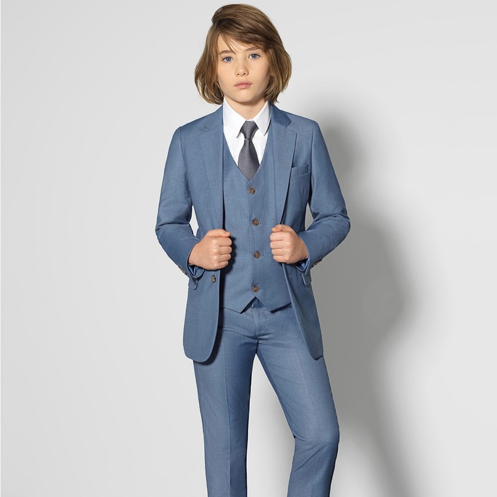 Boys Suit, chambray blue, slim fit, Size 7, Paisley of London
